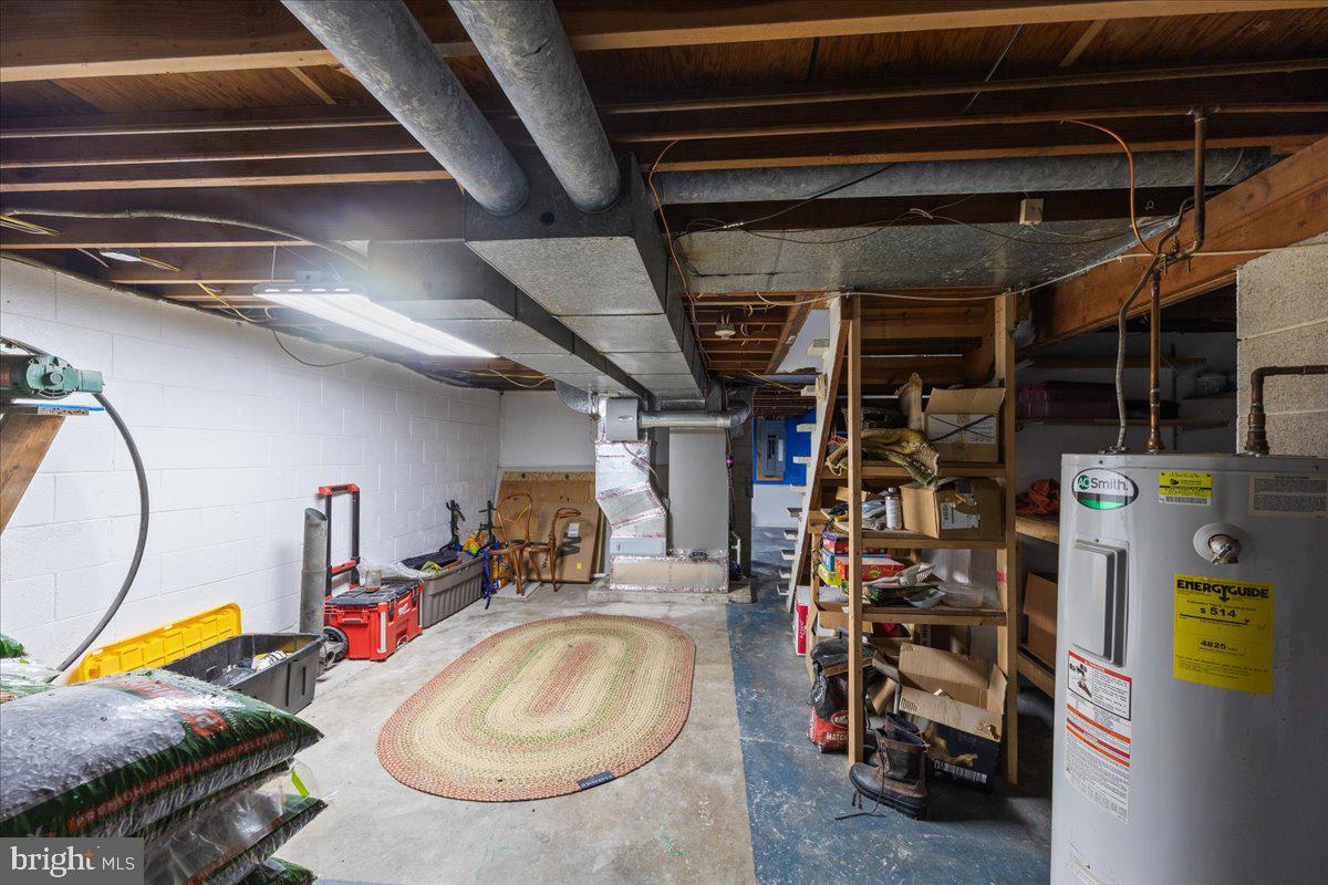 100 Walton Ave Property Photo 16