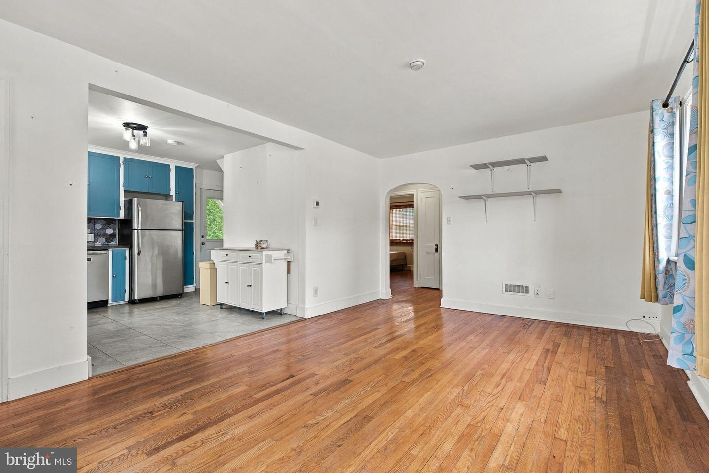 1616 Maple St Property Photo 6