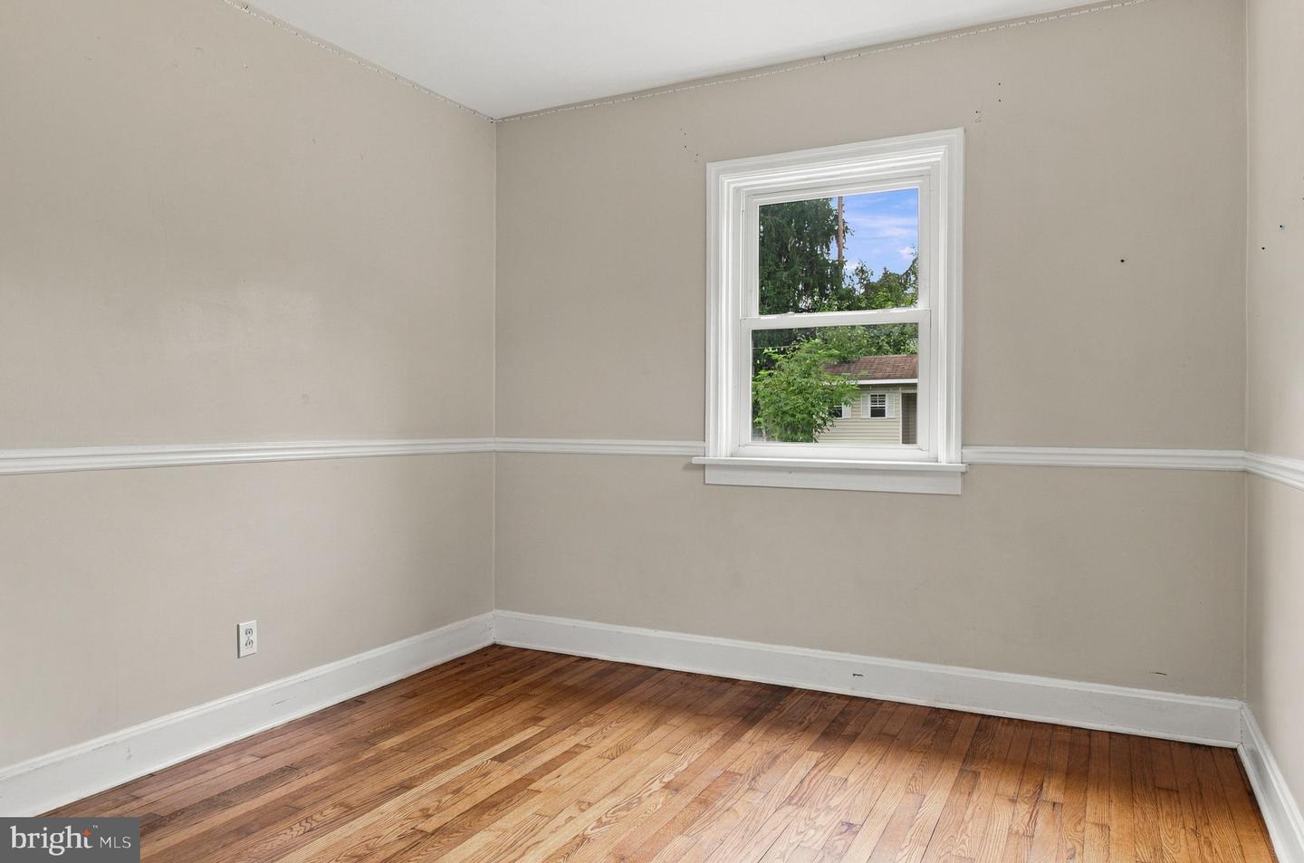 1616 Maple St Property Photo 14