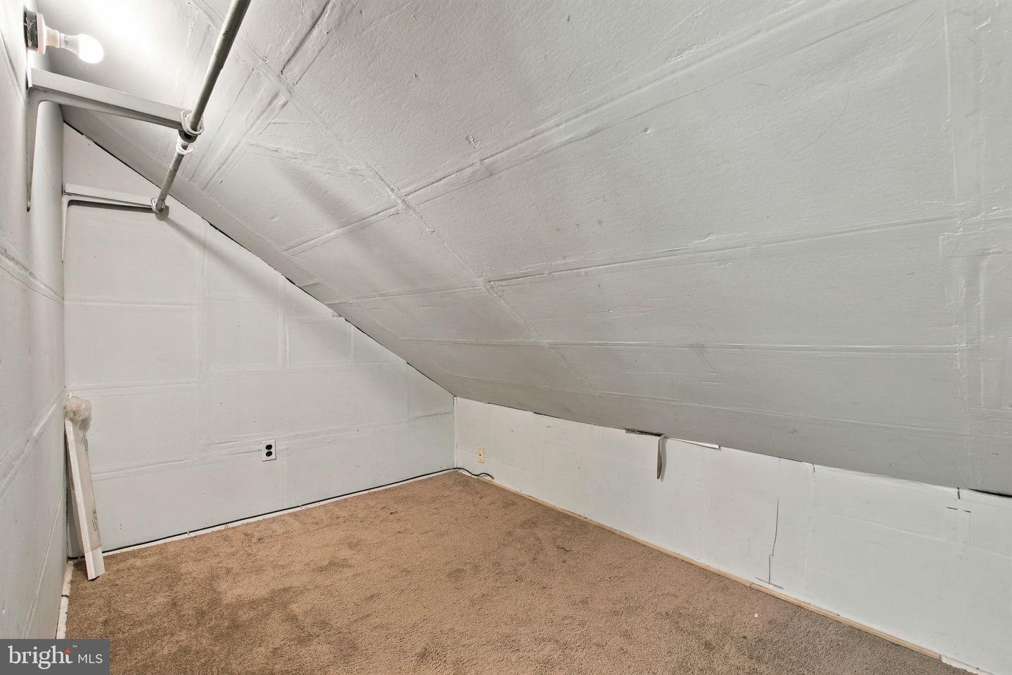 1616 Maple St Property Photo 22
