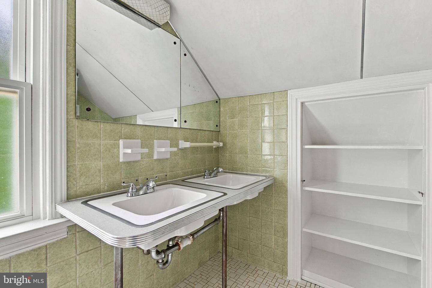 1616 Maple St Property Photo 24