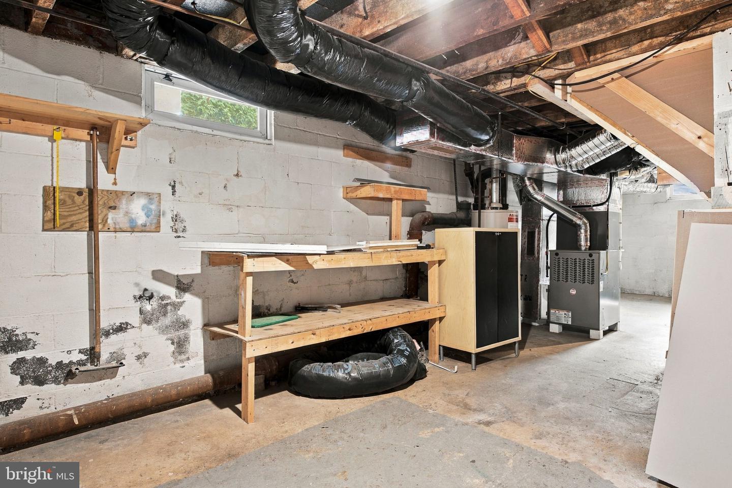 1616 Maple St Property Photo 29