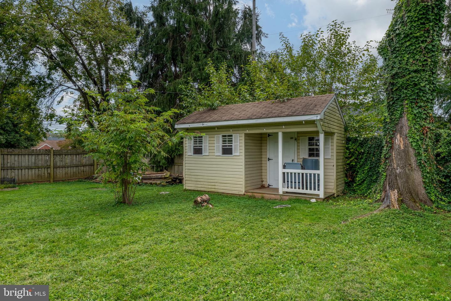 1616 Maple St Property Photo 36