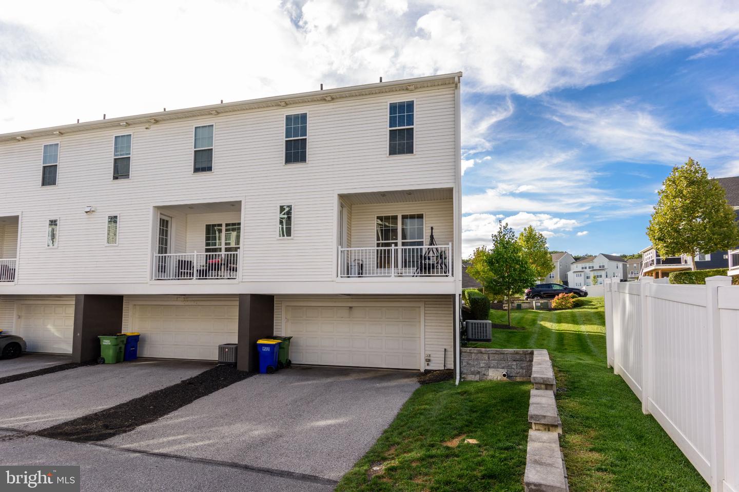 3111 Parade St Property Photo 9