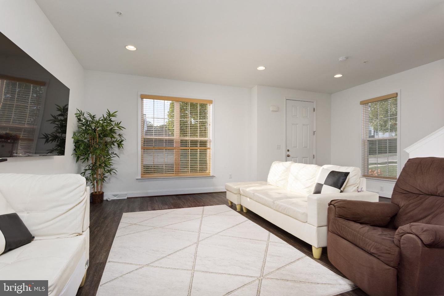 3111 Parade St Property Photo 15