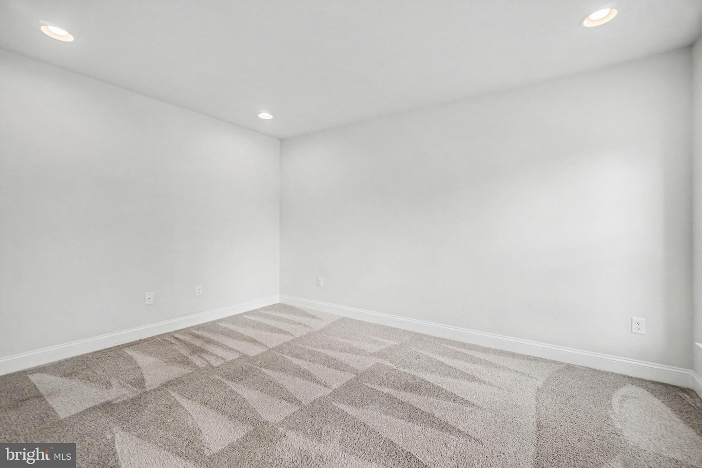 1323 Revival Dr Property Photo 4