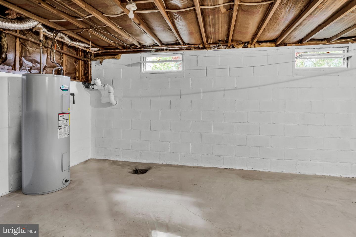 6054 Edward Dr Property Photo 25