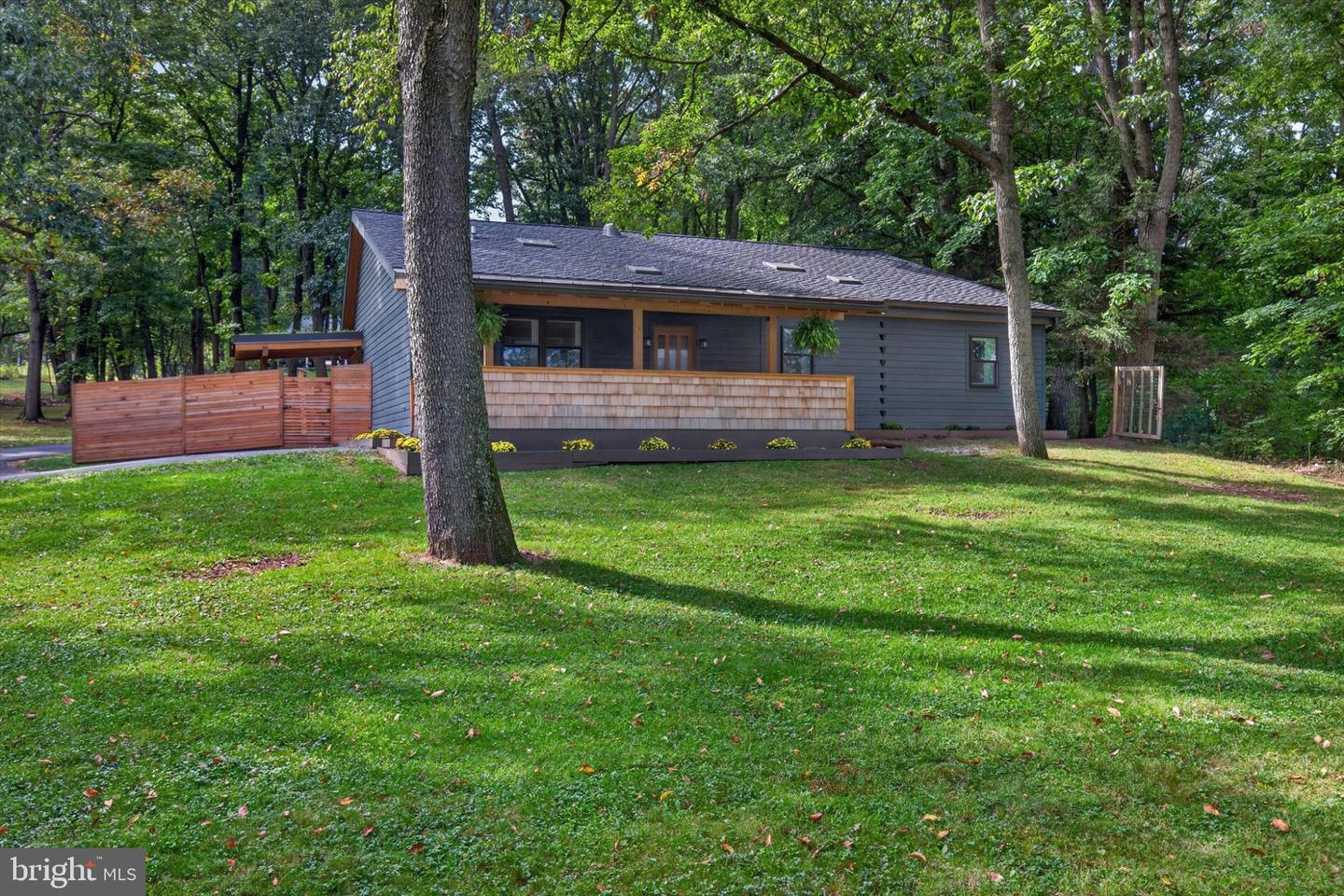 1061 York Rd Property Photo 51