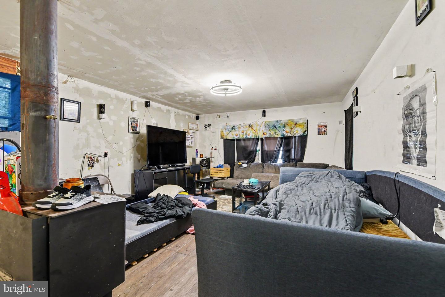 PACB2059012 Property Photo 4