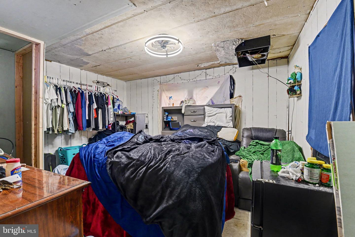 PACB2059012 Property Photo 11