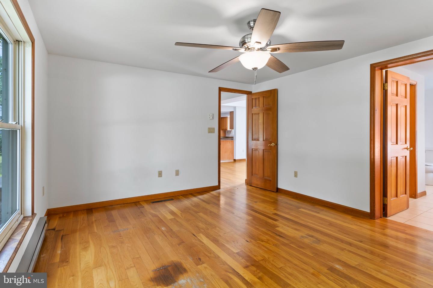 720 Sutton Dr Property Photo 38