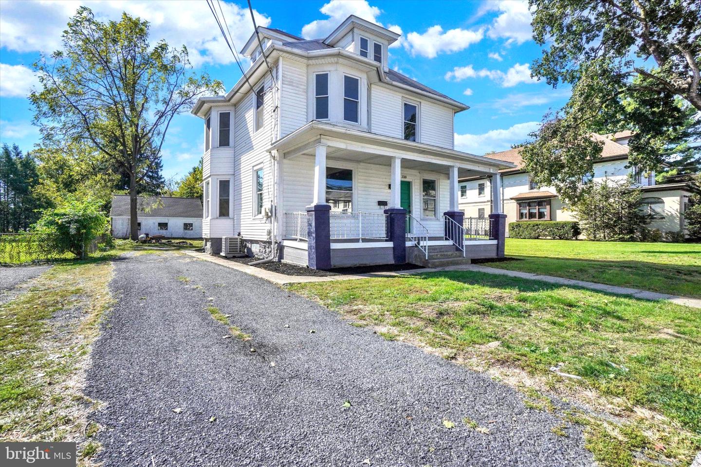3309 MARKET ST Property Photo 1
