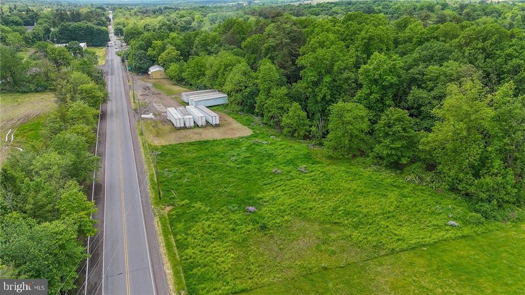 1582 W Blakeslee Boulevard Dr Property Photo 1