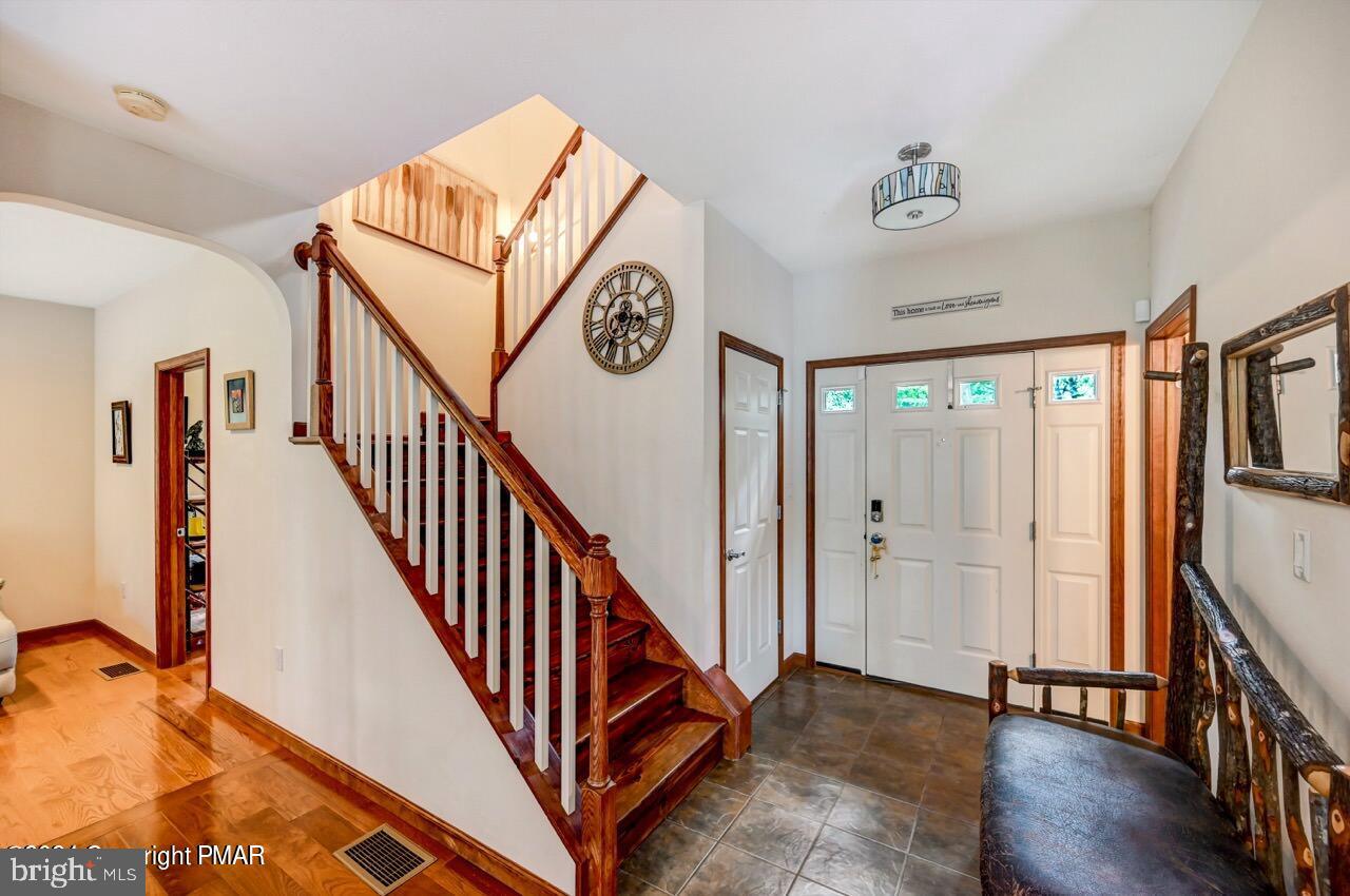 278 Wolf Hollow Rd Property Photo 14
