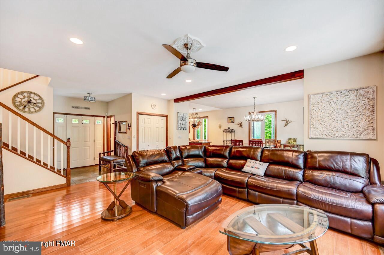 278 Wolf Hollow Rd Property Photo 17