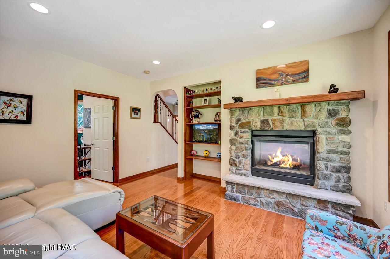 278 Wolf Hollow Rd Property Photo 34