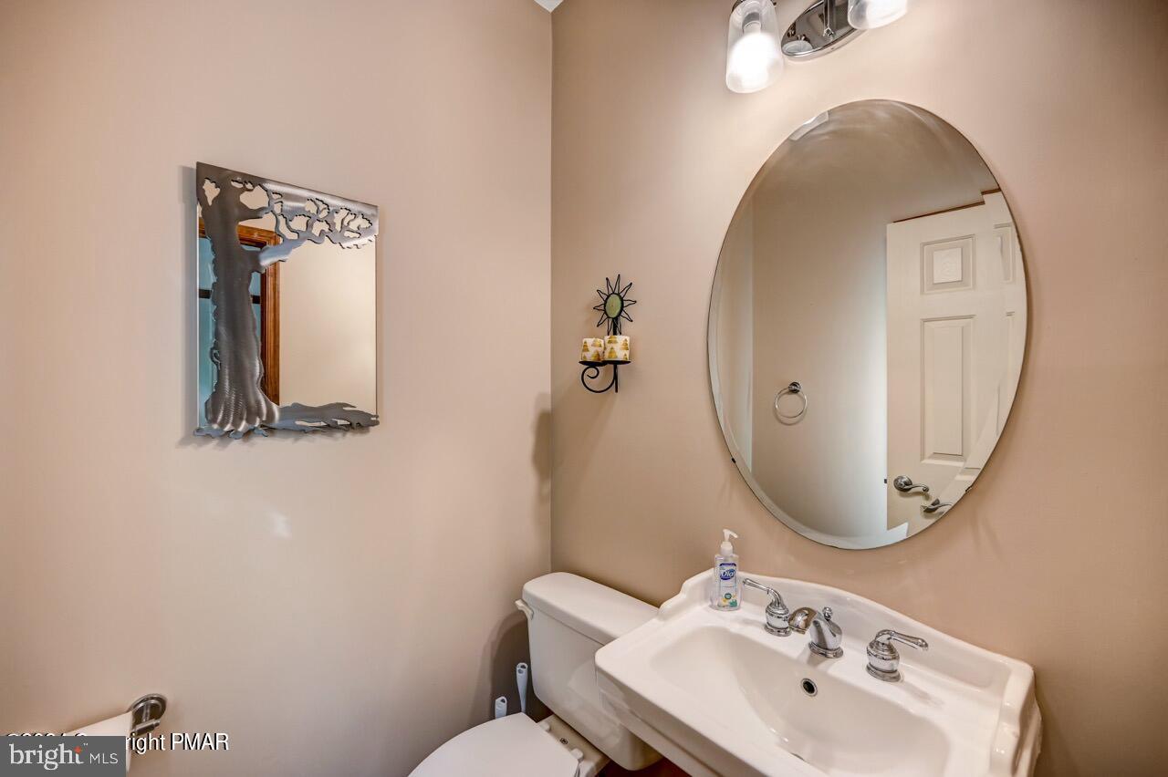 278 Wolf Hollow Rd Property Photo 41