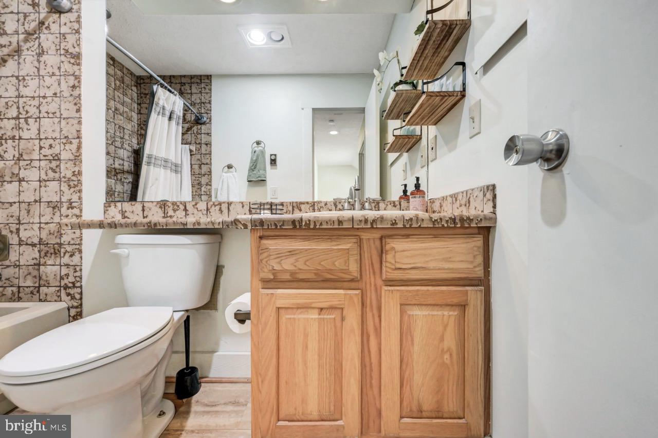40 Alpine Property Photo 34