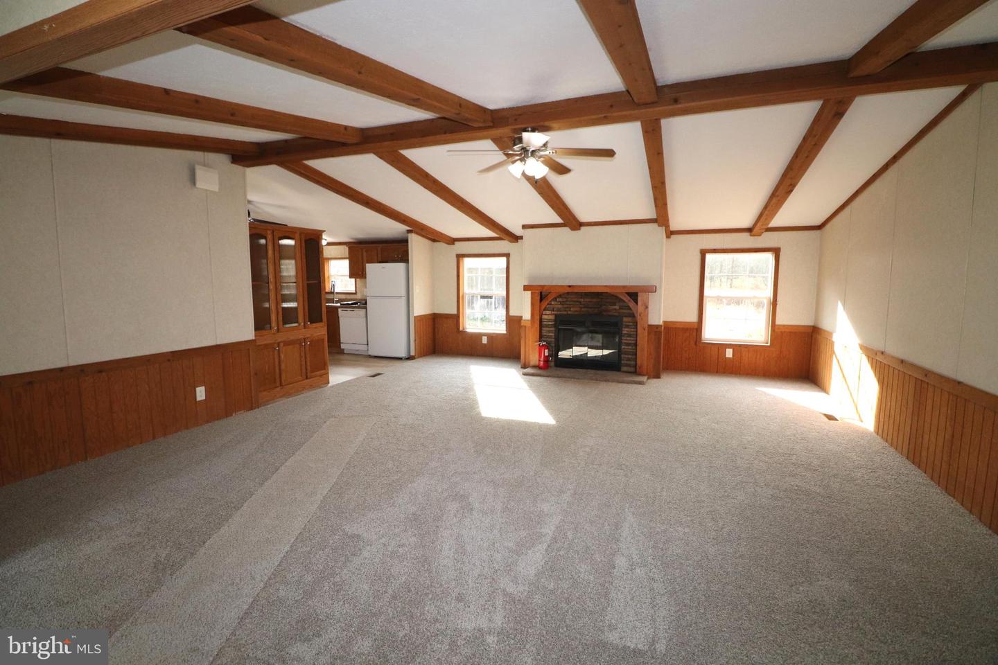 232 Lauchnor Rd Property Photo 5