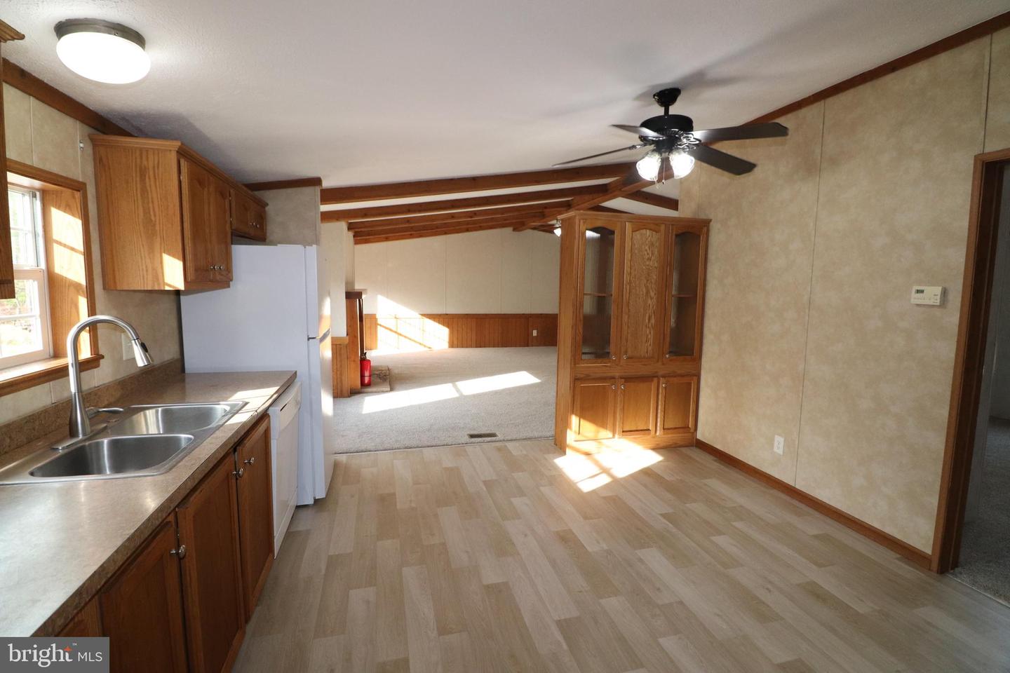 232 Lauchnor Rd Property Photo 11