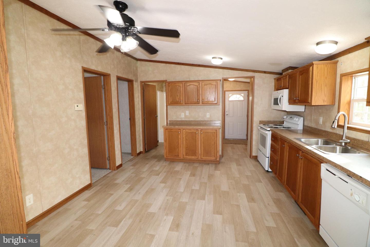 232 Lauchnor Rd Property Photo 12