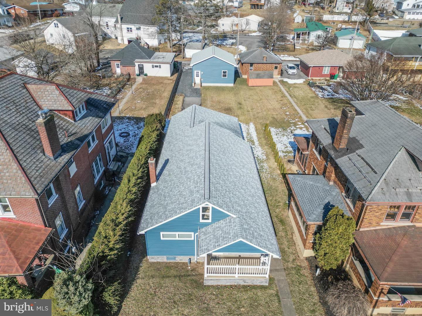 510 Mahoning St Property Photo