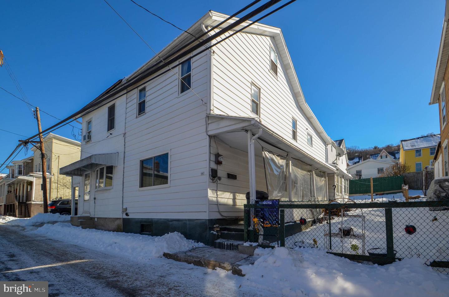226 W Kline Ave Property Photo