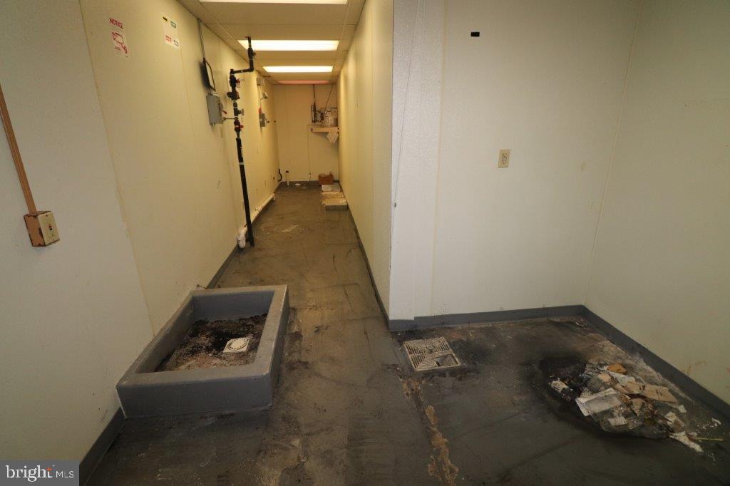 185 Delaware Ave #rear Property Photo 29
