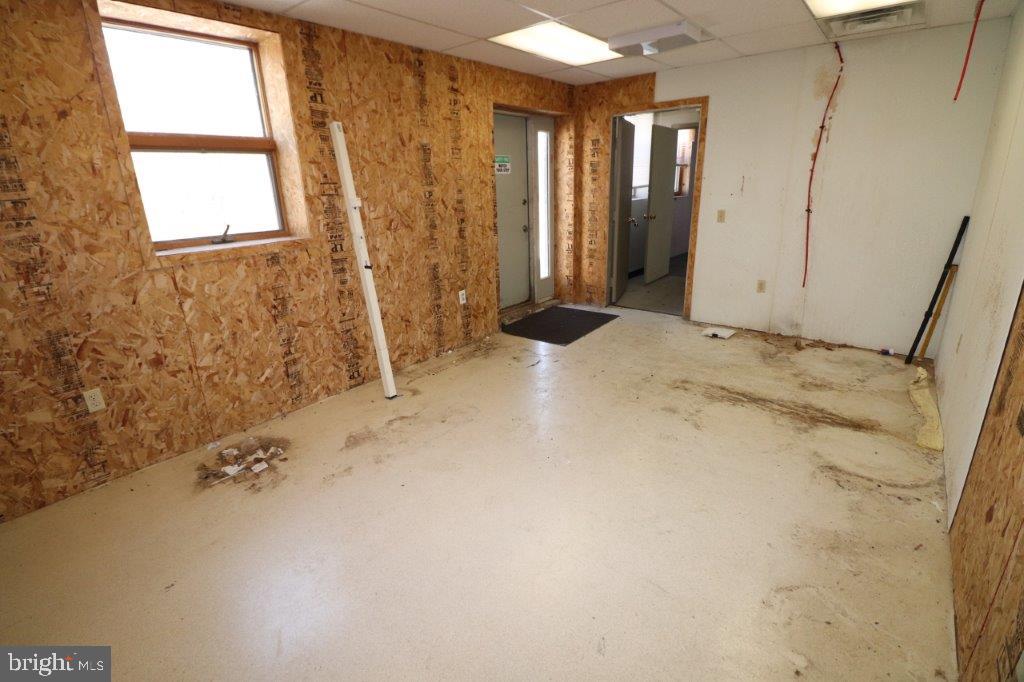 185 Delaware Ave #rear Property Photo 33