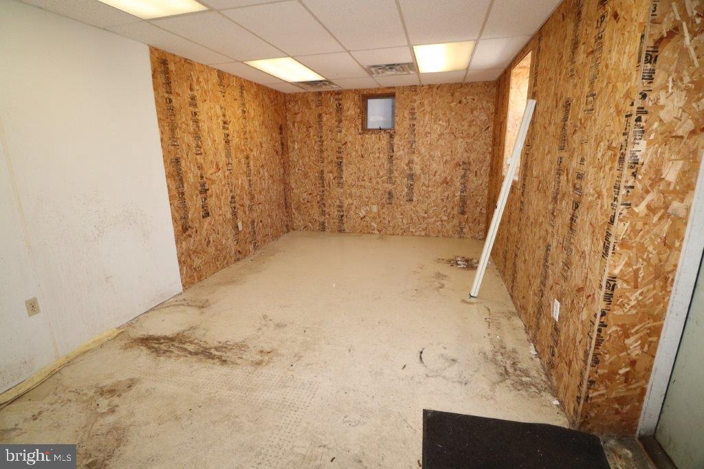 185 Delaware Ave #rear Property Photo 34