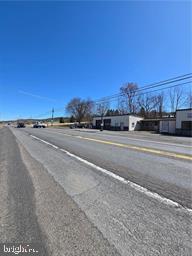 2381-2385-2381 Blakeslee Blvd Dr E Property Photo 7