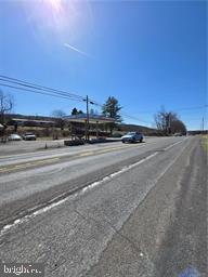 2381-2385-2381 Blakeslee Blvd Dr E Property Photo 8