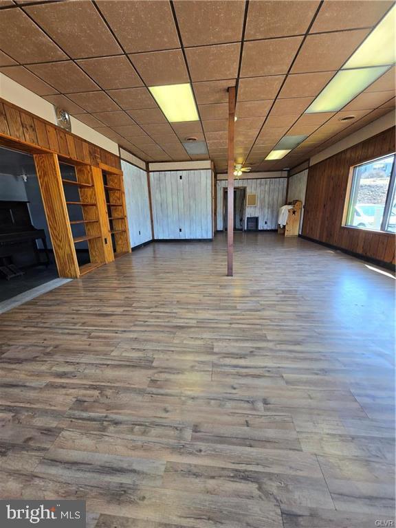 2381-2385-2381 Blakeslee Blvd Dr E Property Photo 9