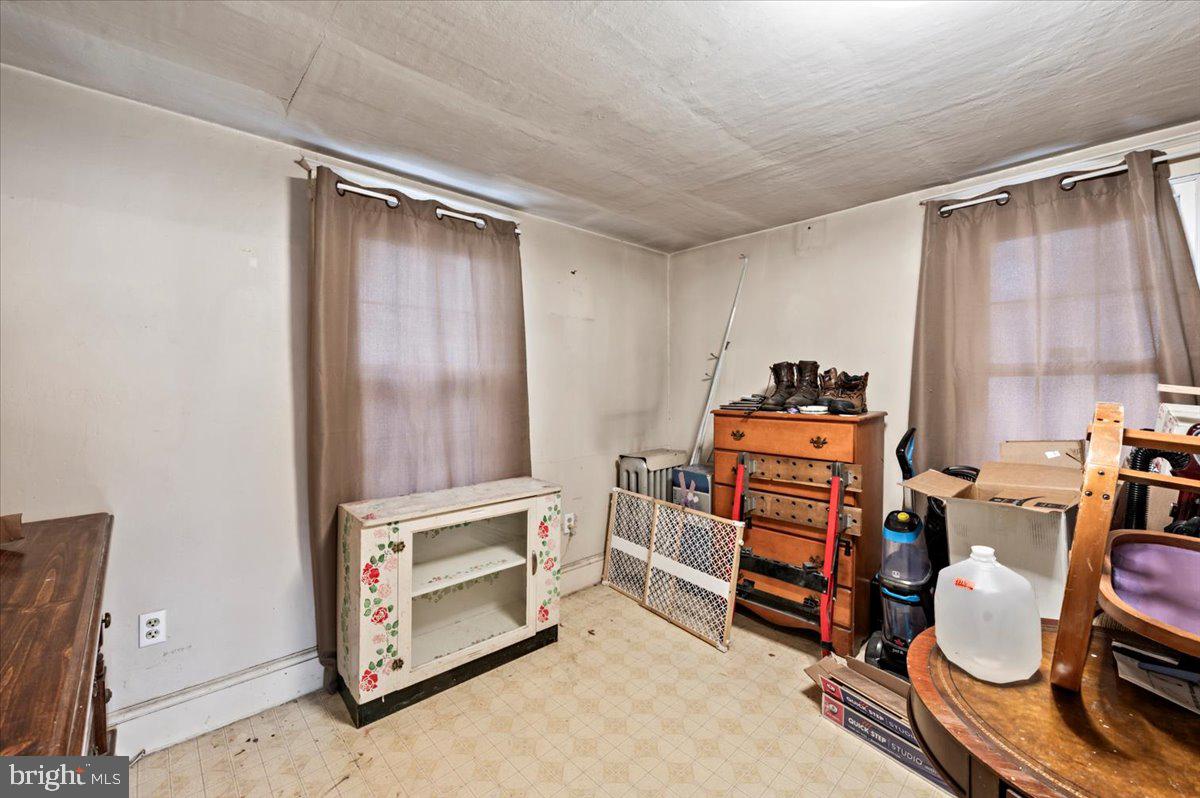 100 E Front St Property Photo 25