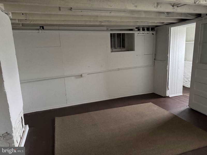 36 E Fell St Property Photo 10