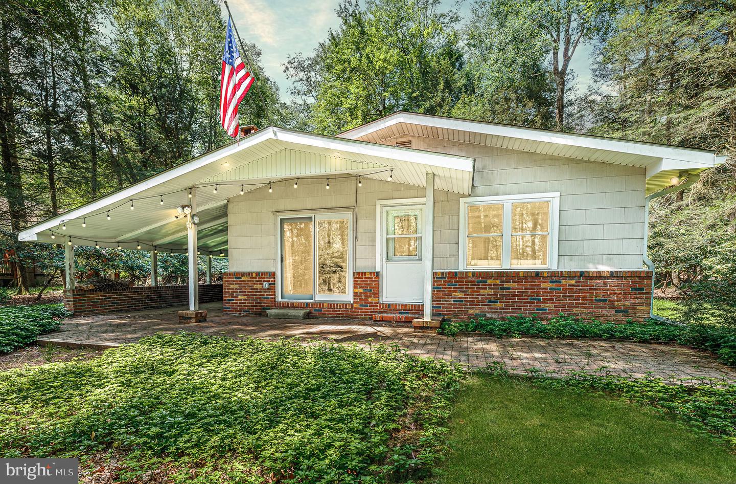 108 MILLS DR