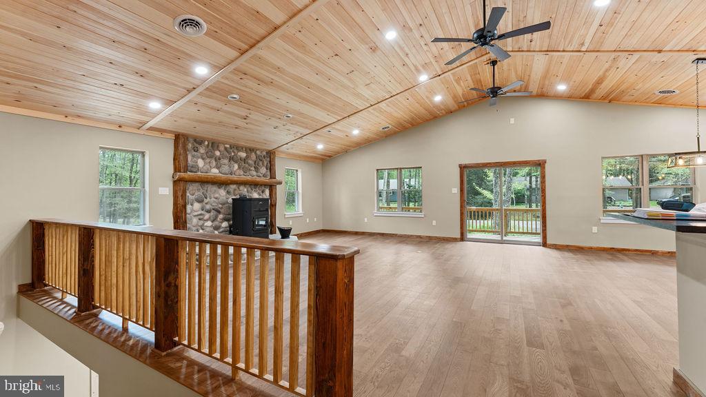 39 Wolf Way Property Photo 9