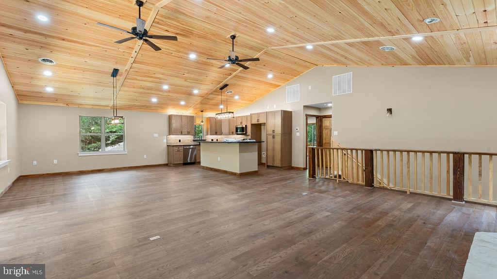 39 Wolf Way Property Photo 10
