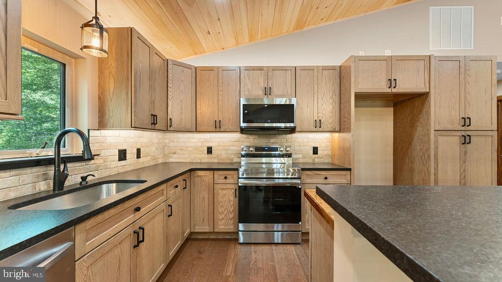 39 Wolf Way Property Photo 15