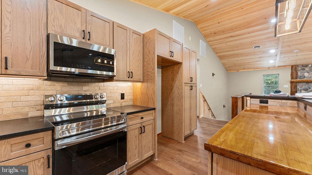 39 Wolf Way Property Photo 18