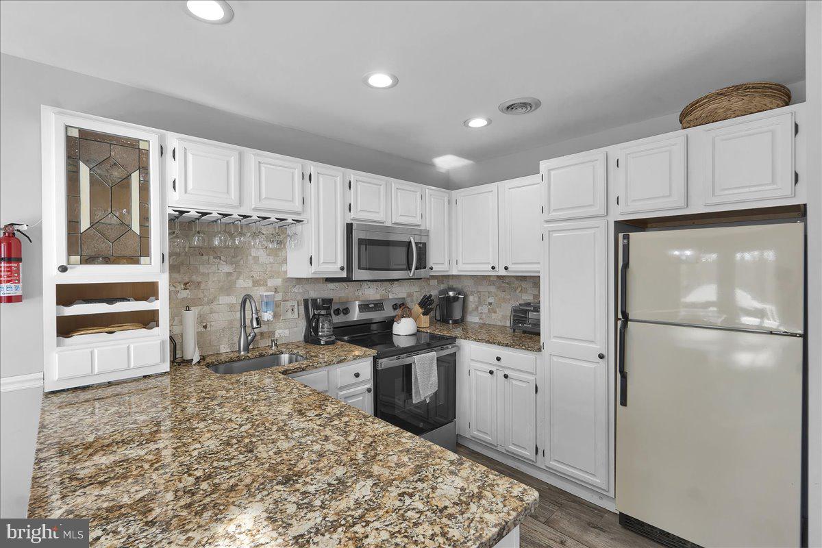 102 Laurelwoods Dr Property Photo 6