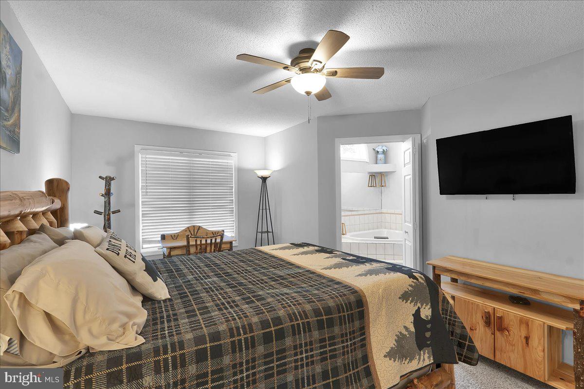 102 Laurelwoods Dr Property Photo 17