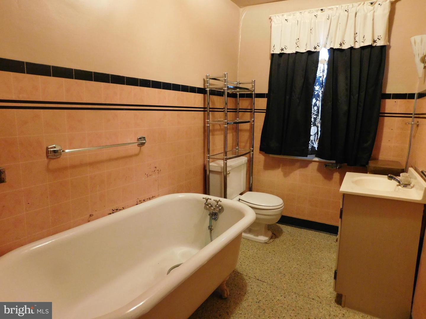 103 E Amidon St Property Photo 12