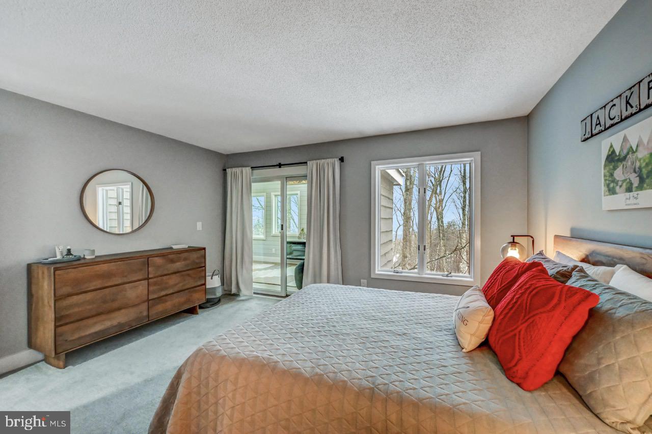 59 Midway Property Photo 40
