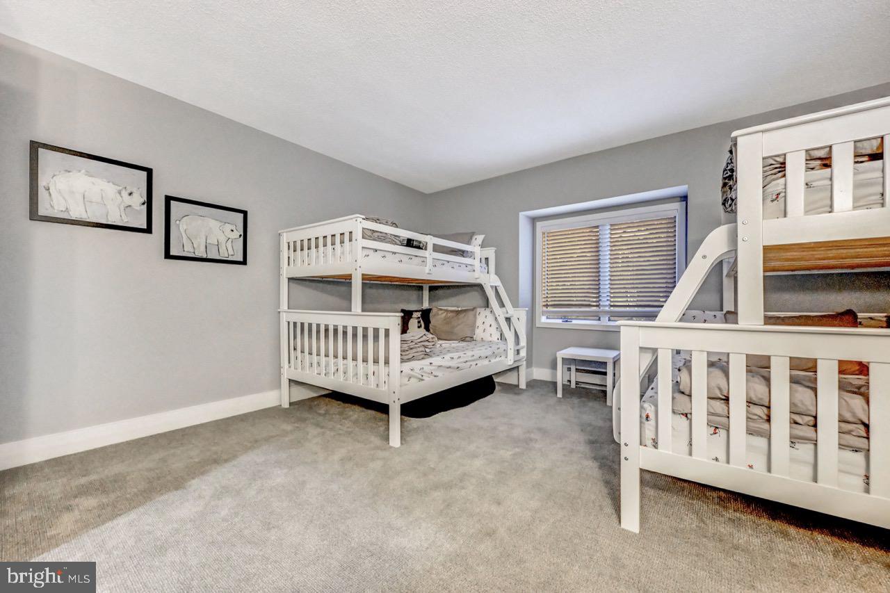 59 Midway Property Photo 70