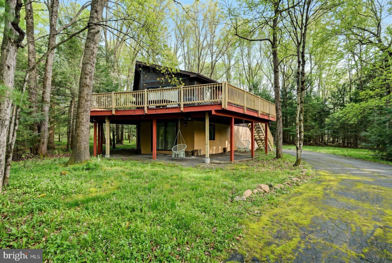 56 Dryden Dr Property Photo 1