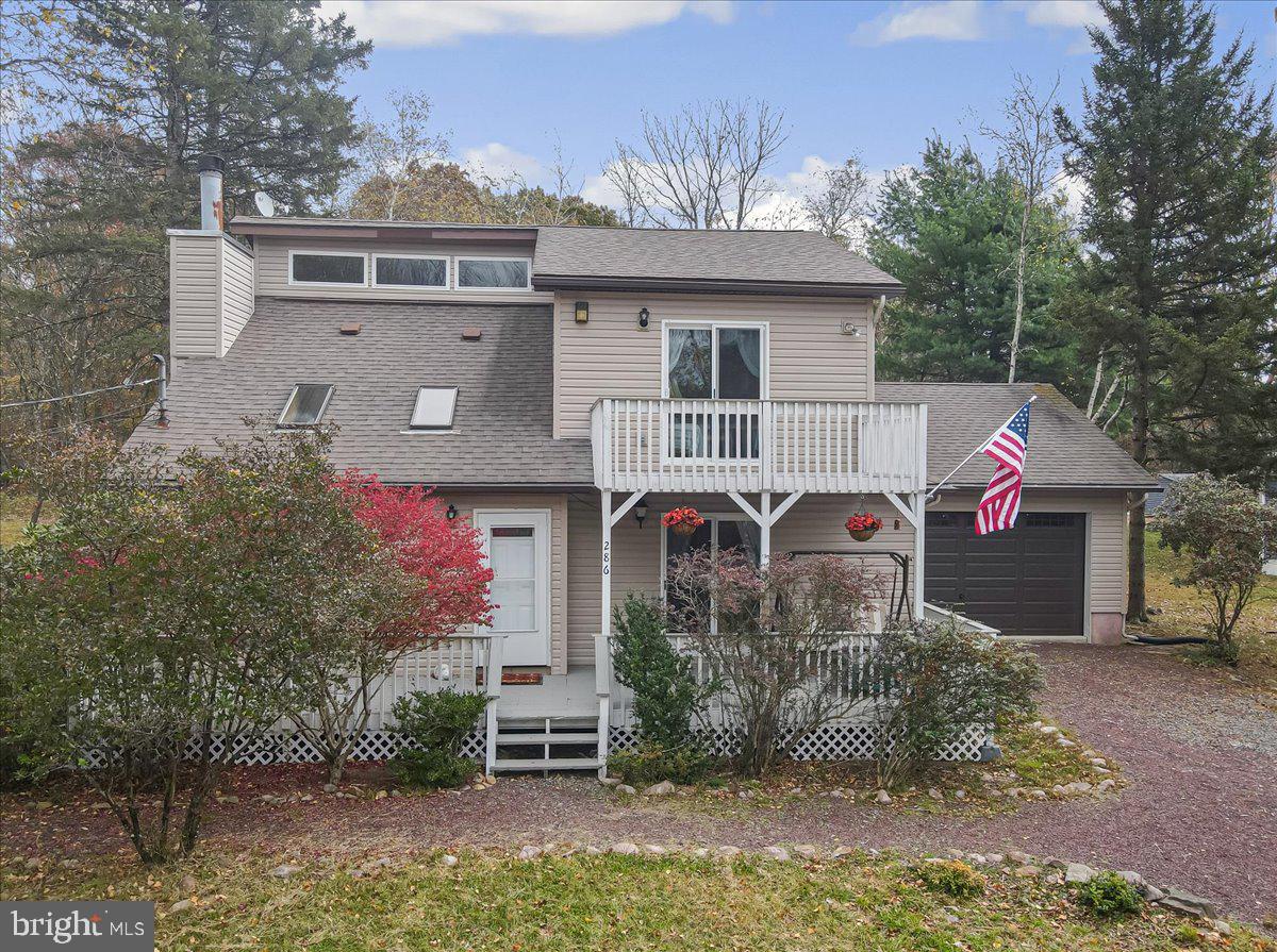 286 Mckuen Way Property Photo 1