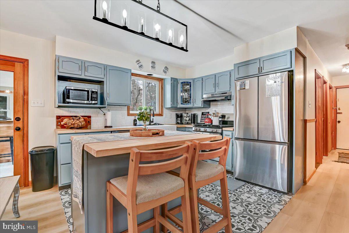 286 Mckuen Way Property Photo 2
