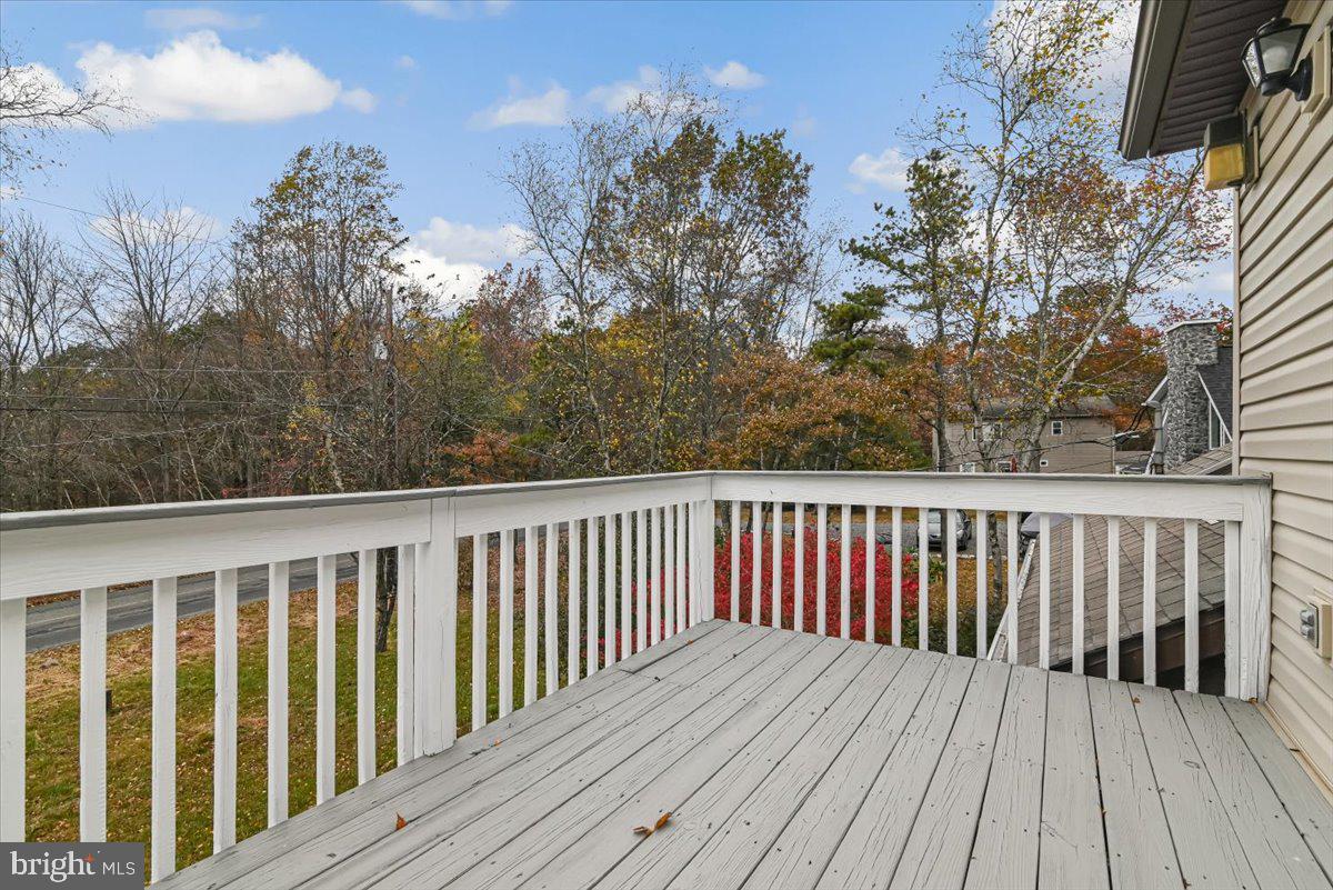286 Mckuen Way Property Photo 44