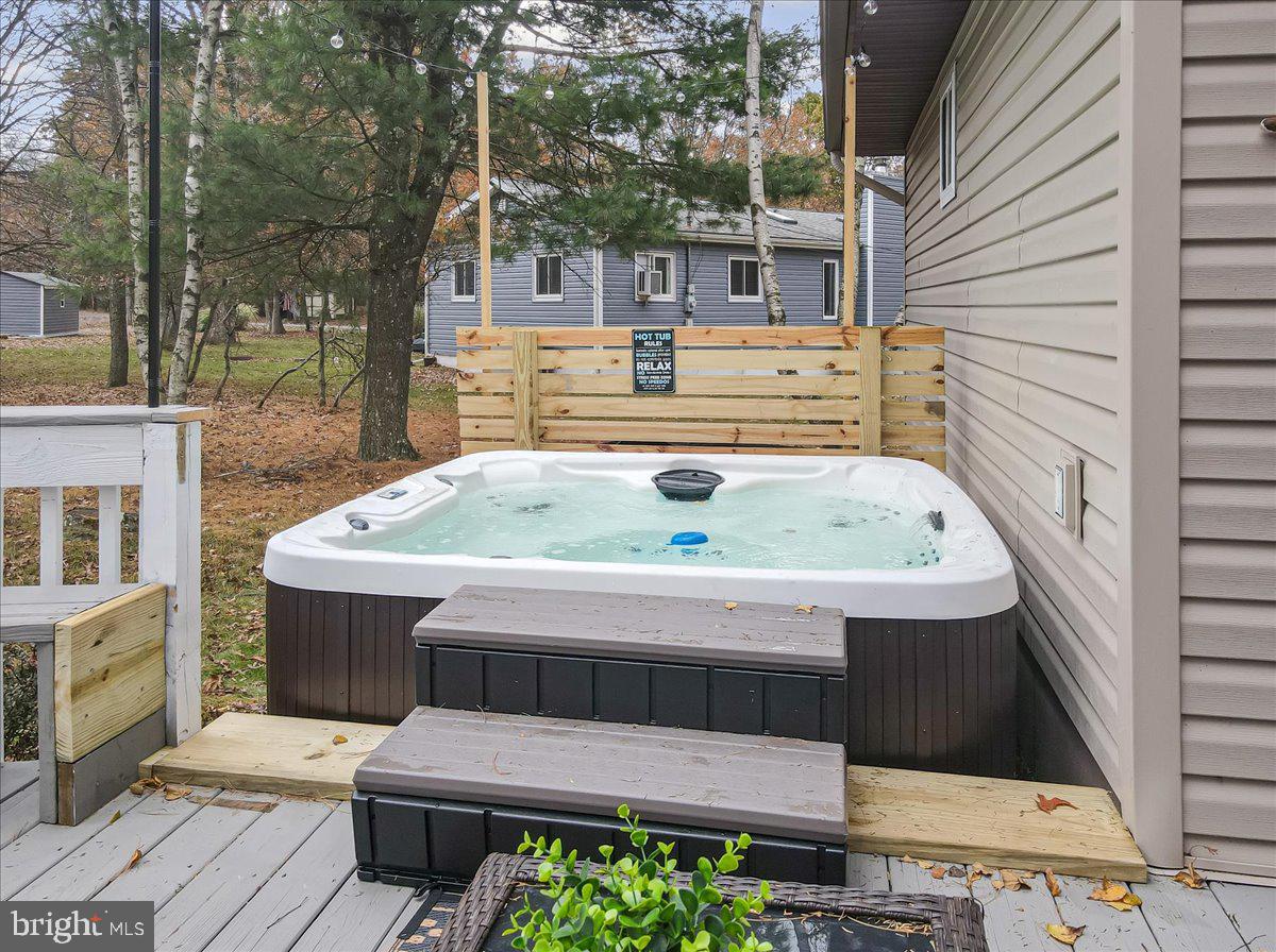 286 Mckuen Way Property Photo 47